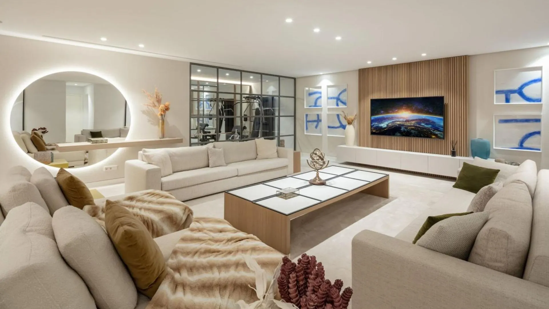 Vacation Marbella I Villa Almost Heaven, New Built Villa, Rooftop Jacuzzi, Infinity Heated Pool Spain