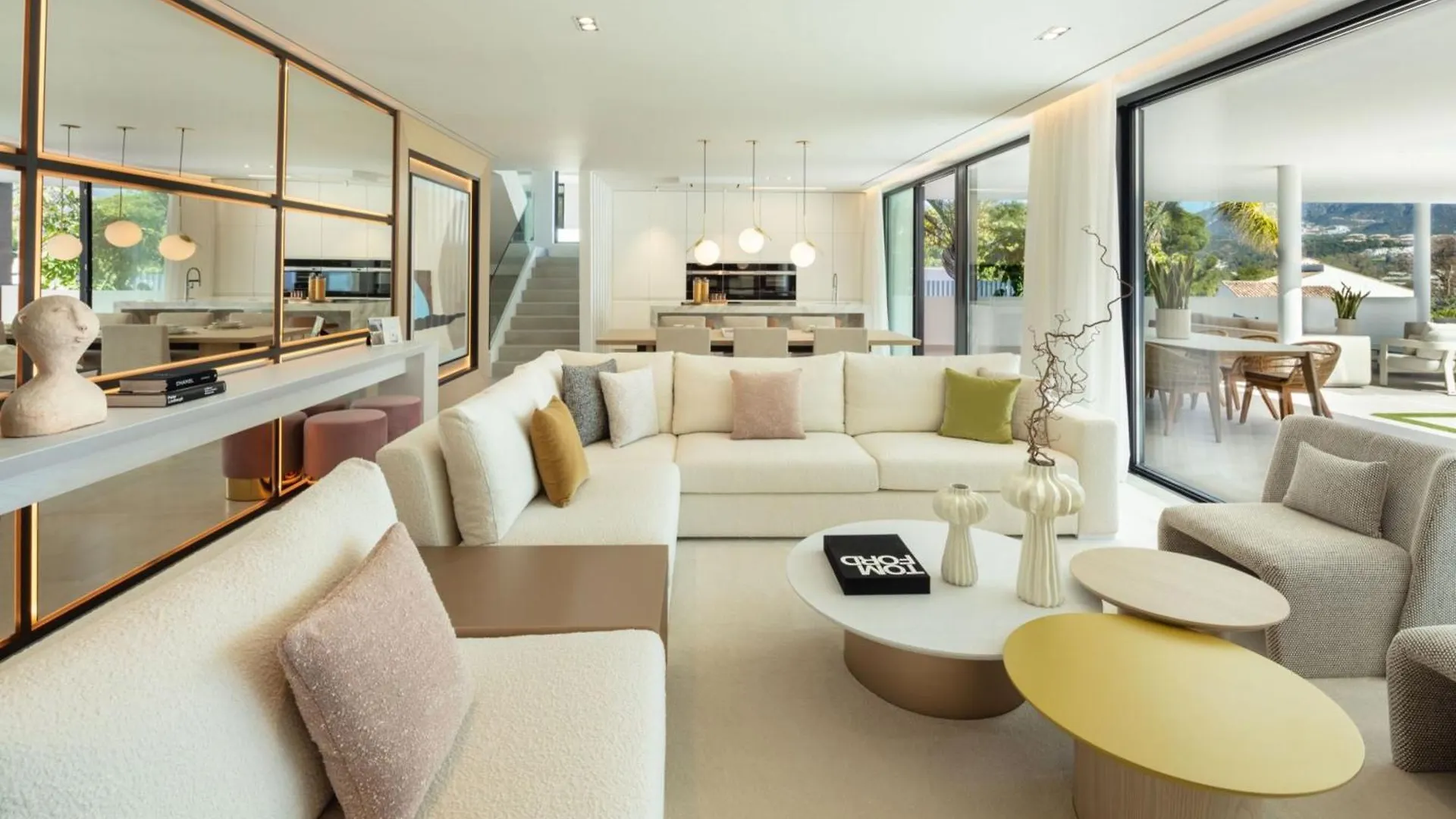 Vacation Marbella I Villa Almost Heaven, New Built Villa, Rooftop Jacuzzi, Infinity Heated Pool